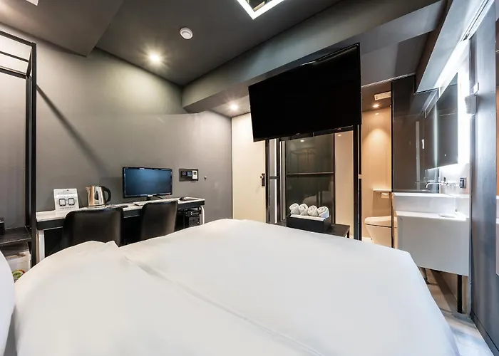 Shinchon Wol Hotel