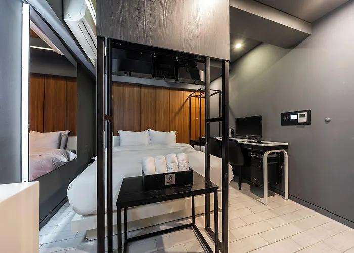 Hotel Shinchon Wol